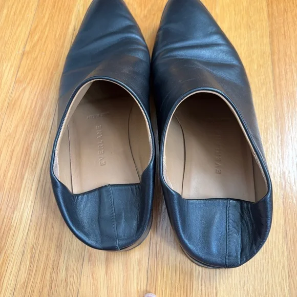 Women’s Everlane Black Loafers - Picture 6 of 9